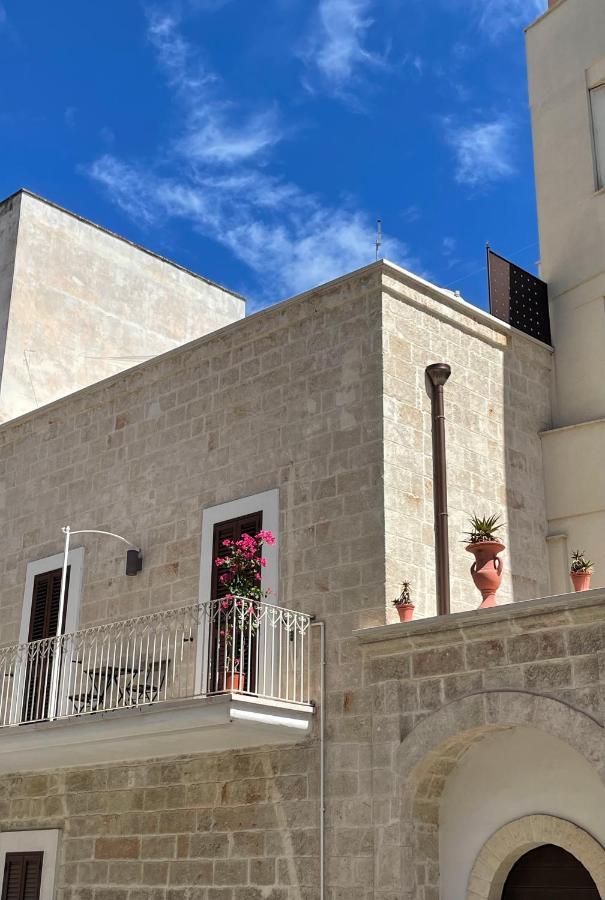 Ferienwohnung Casa Oberdan - Private Parking Monopoli Exterior foto